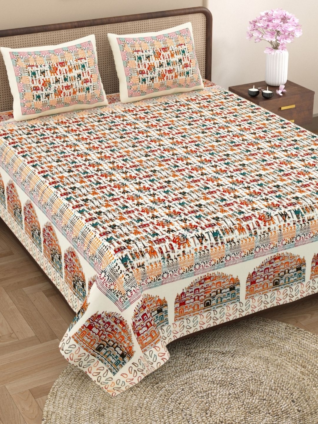

The Craft Monk White Hawa Mahal Printed 240TC Pure Cotton Double King Bedsheet Set