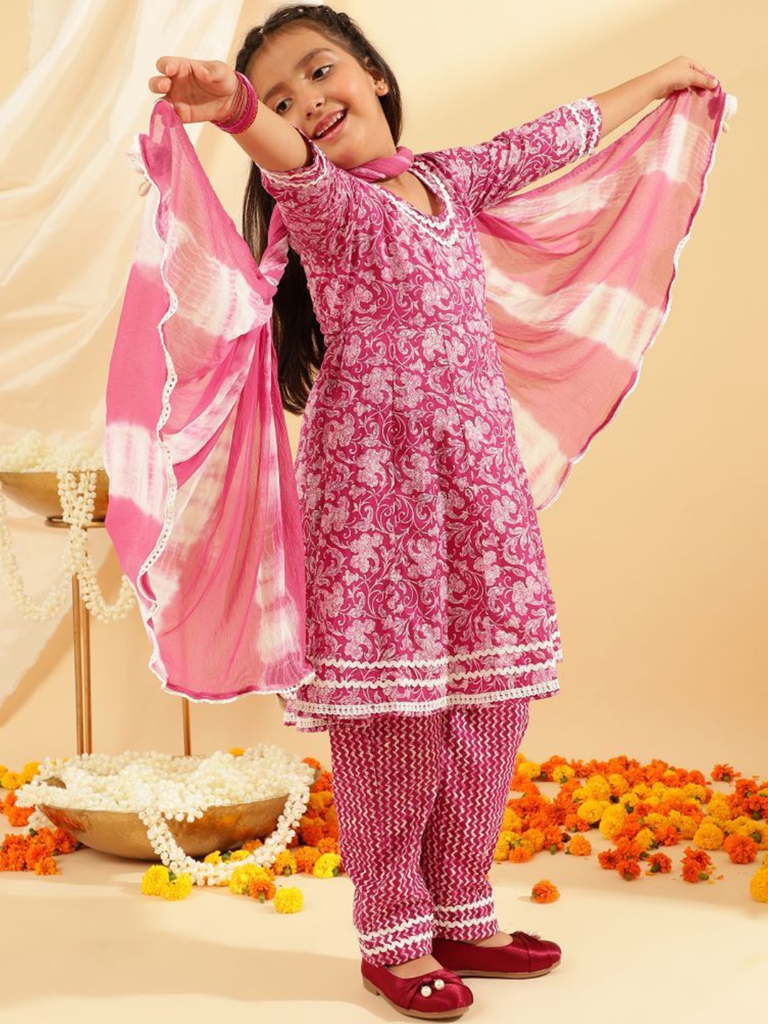 

BANDIA Girls Floral Printed Panelled Pure Cotton Anarkali Kurta with Trousers & Dupatta, Purple