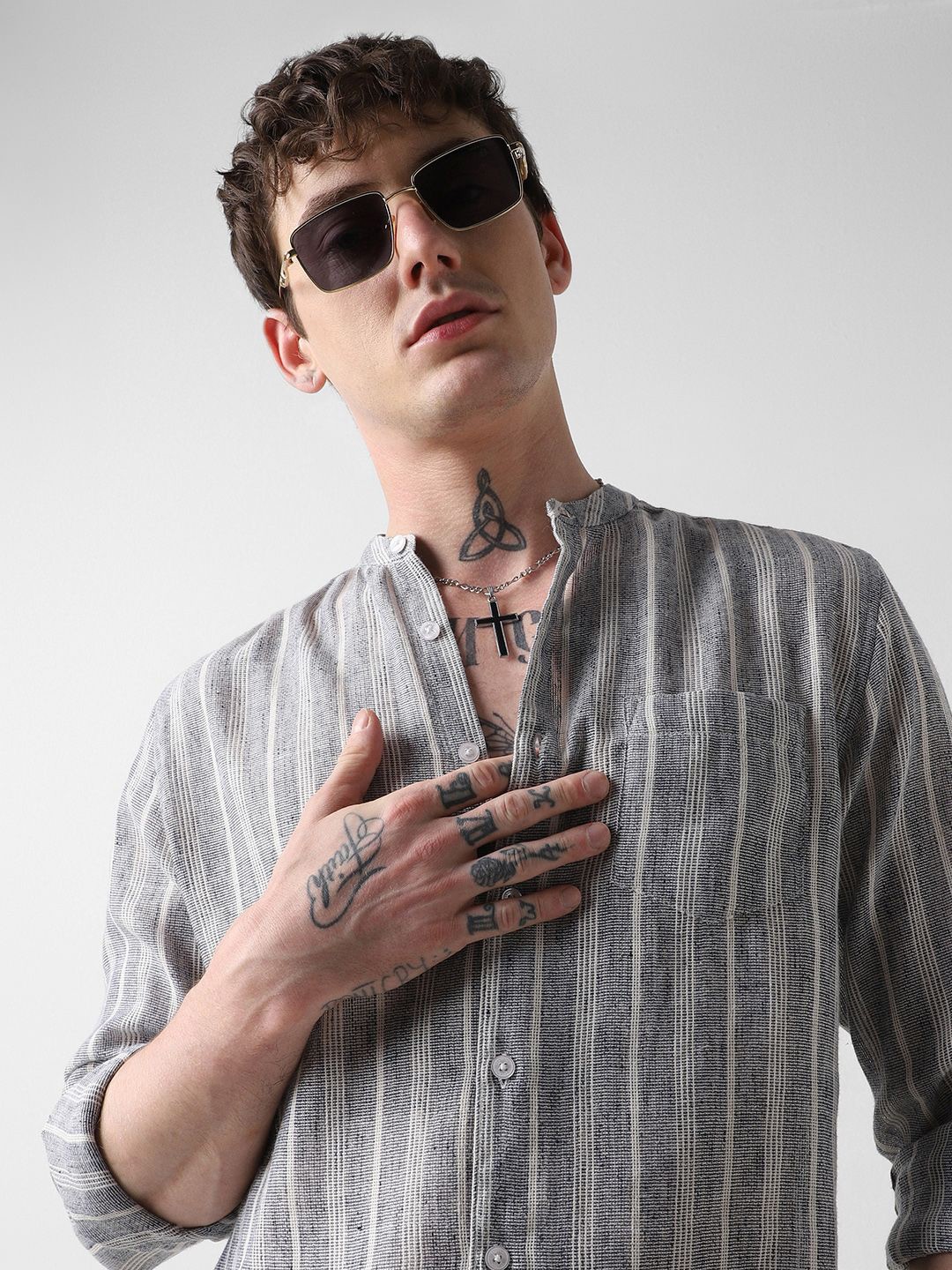 

VASTRADO Men Slim Fit Multi Stripes Opaque Casual Shirt, Grey