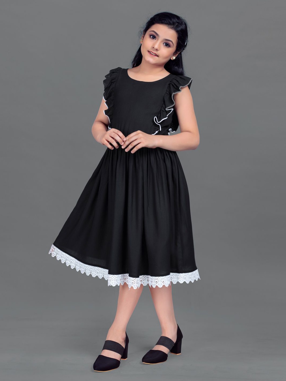 

BAESD Girls Solid Round Neck Flutter Sleeve Fit & Flare Dress, Black