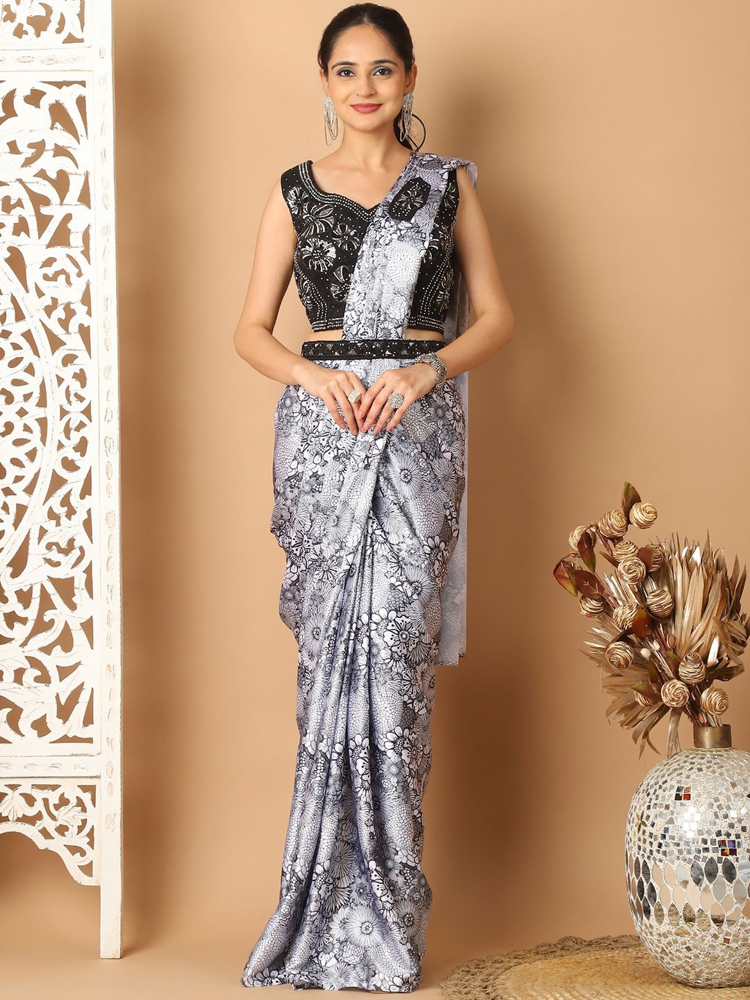 

Mitera Floral Ready to Wear Saree, Black