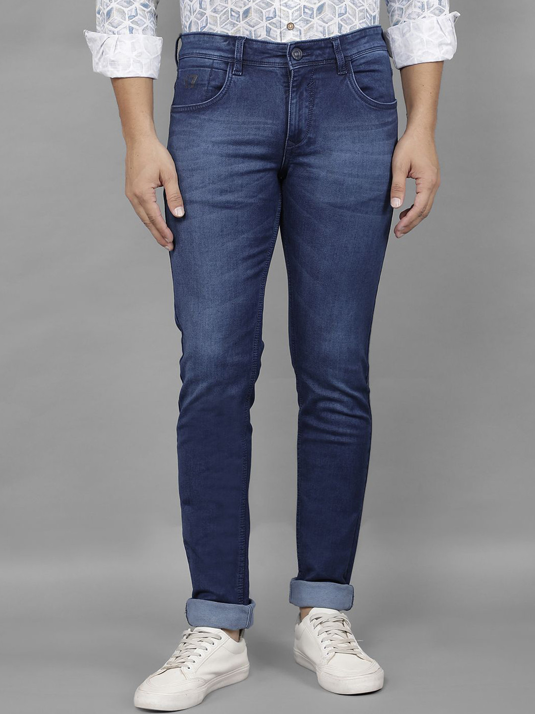 

Canary London Men Smart Skinny Fit Low-Rise Light Fade Stretchable Jeans, Blue