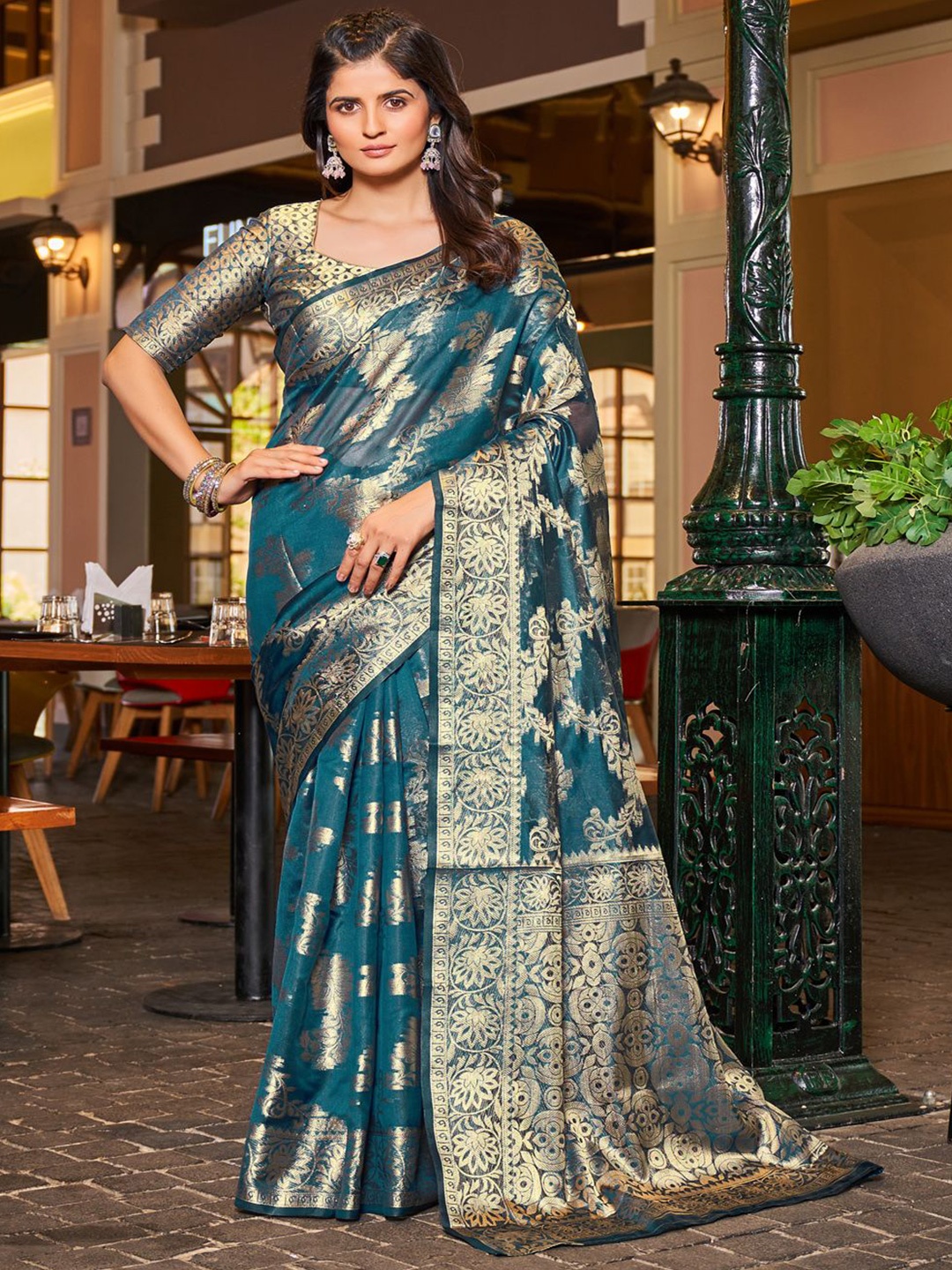 

Krimmple Woven Design Zari Organza Saree, Blue