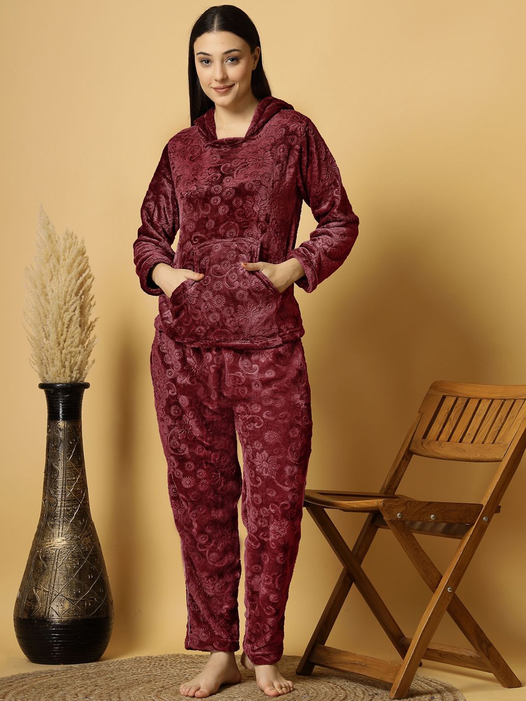 

FABINALIV Floral Embossed Hooded Winter Night Suit with 2 Front Pockets, Maroon