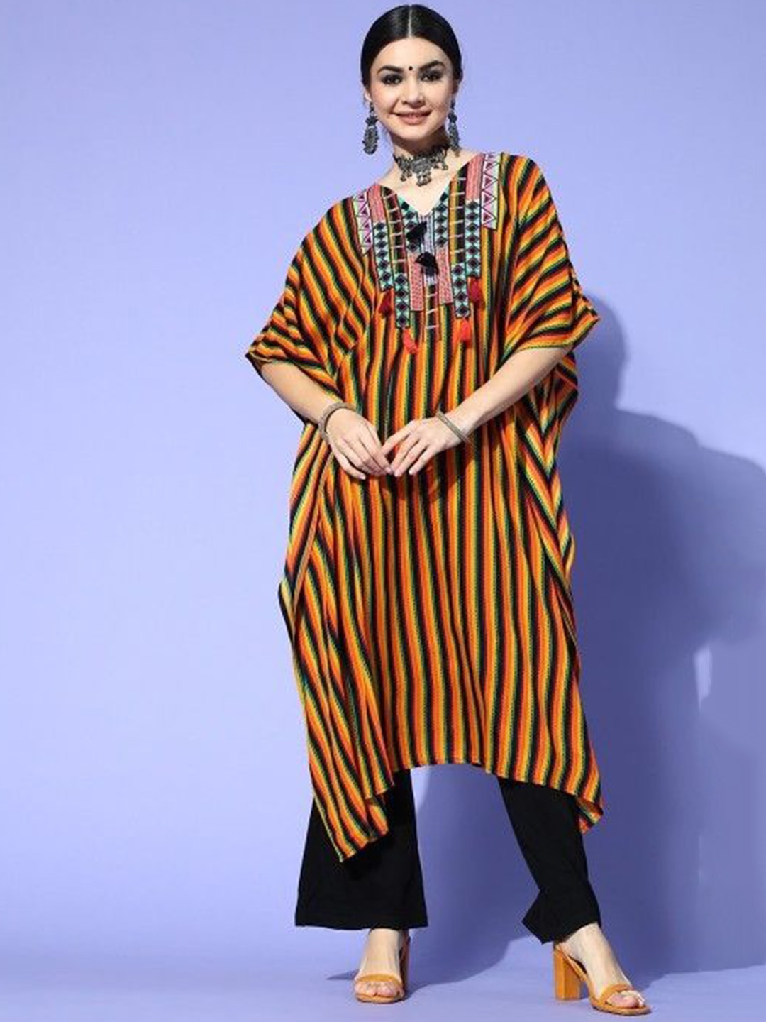 

HERE&NOW Black Striped V-Neck Flared Sleeves Thread Work Kaftan Kurta