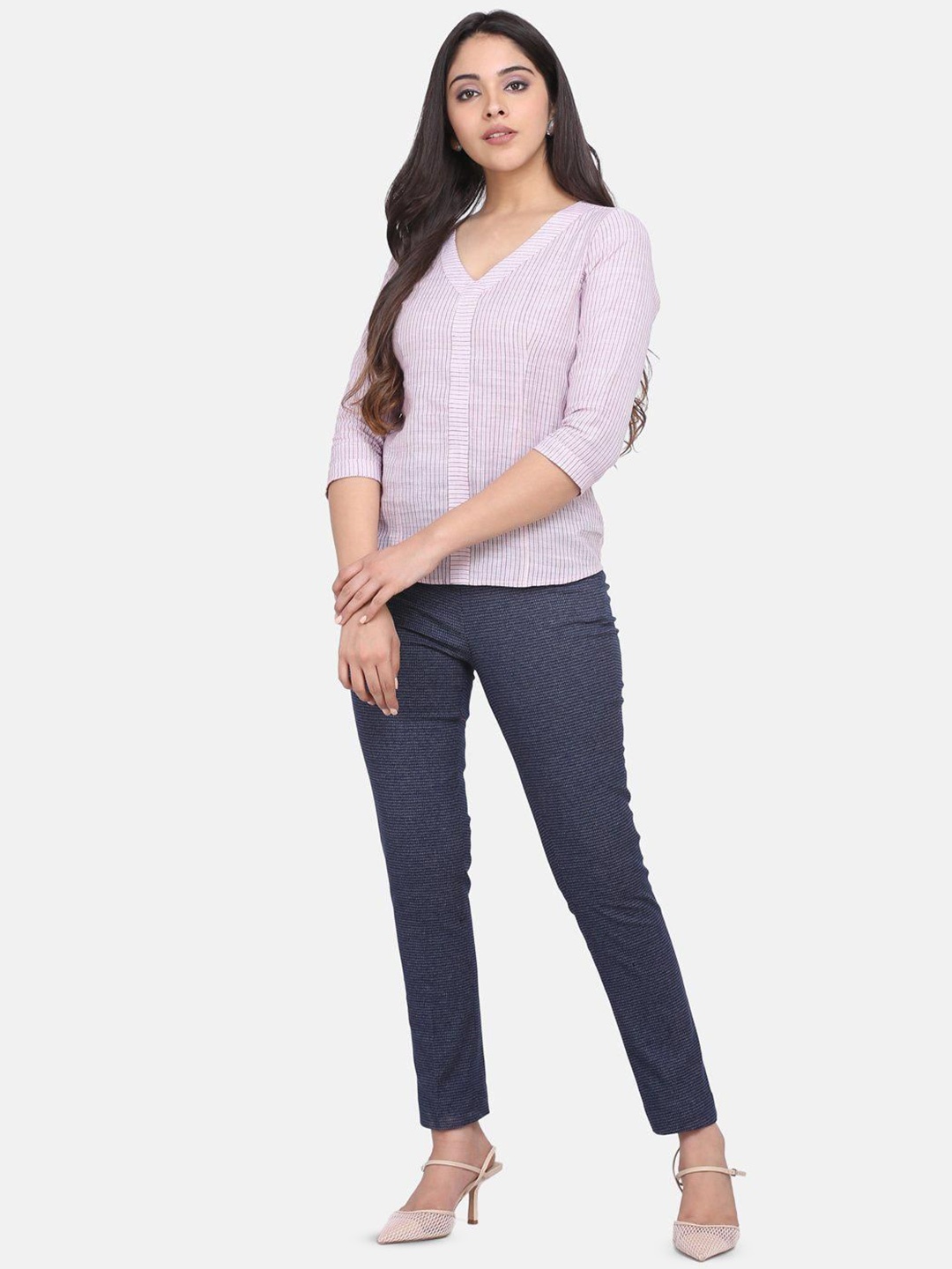 

PowerSutra Women Vertical Striped V-Neck Cotton Top, Pink
