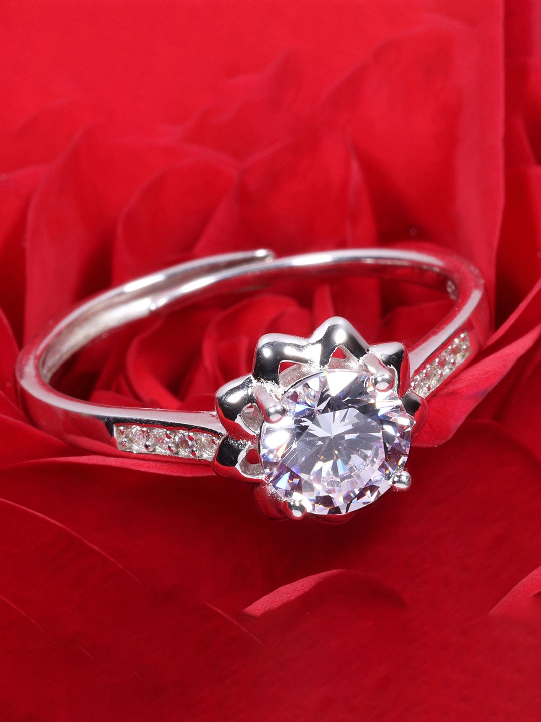 

DEESSA 925 Sterling Silver Premium Rhodium Plated Solitaire Studded Ring
