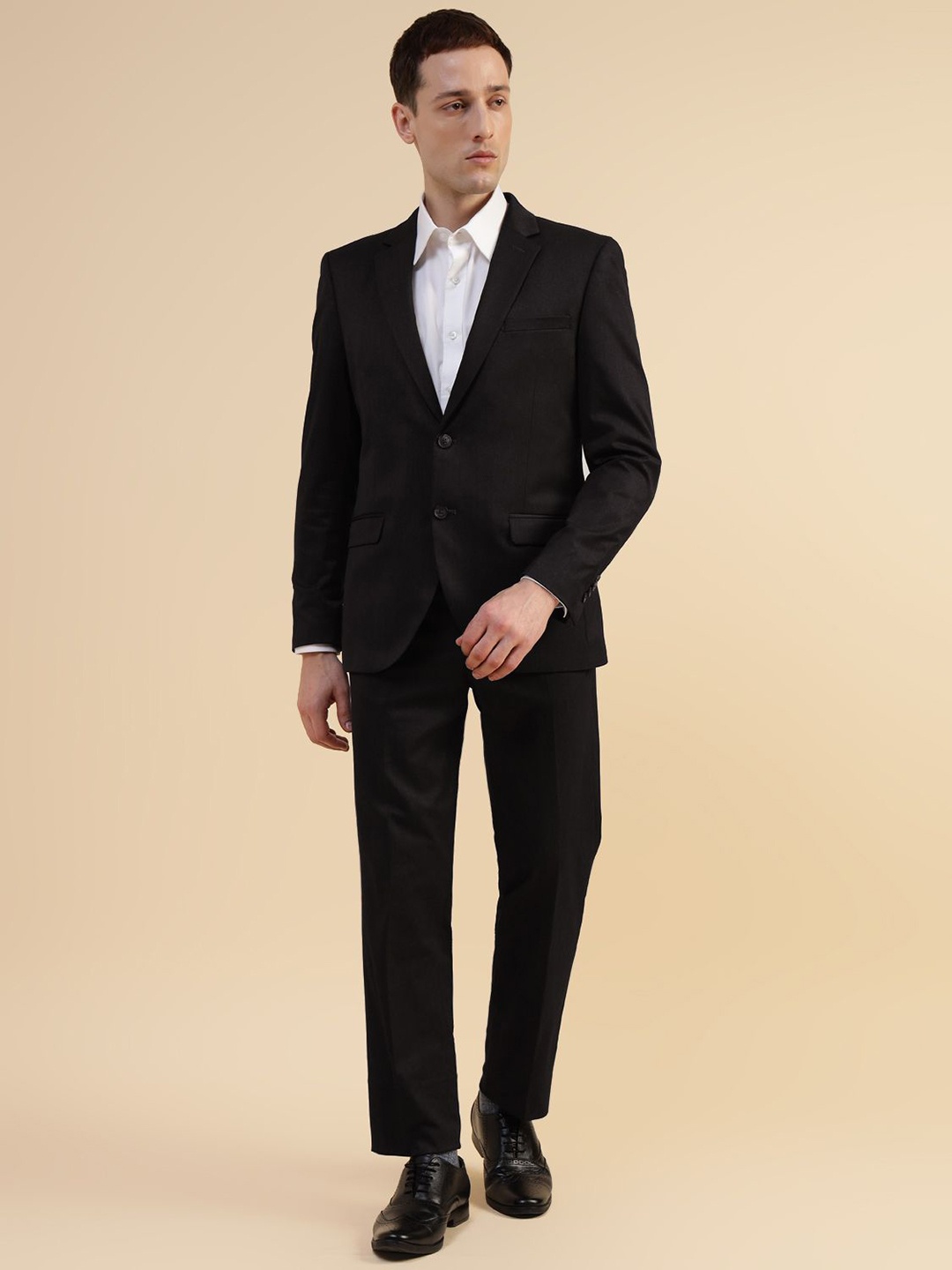 

Givo Slim Fit Single-Breasted Two-Piece Formal Suit, Charcoal