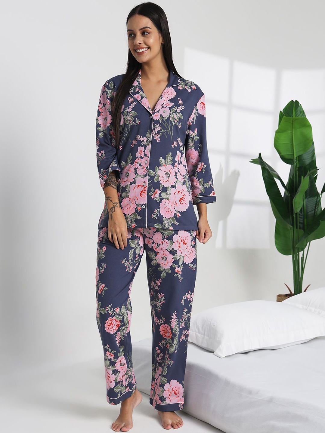 

Bannos Swagger Women Printed Night suit, Grey