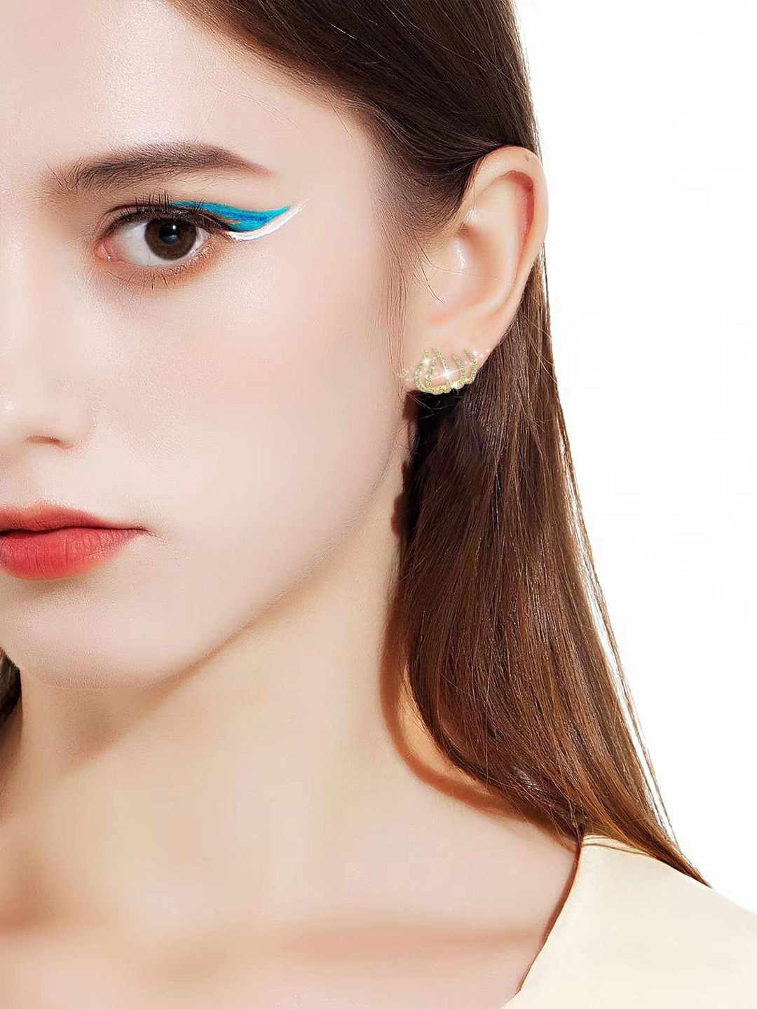 

KRENOZ Contemporary Artificial Stones Studded Ear Cuffs, Gold