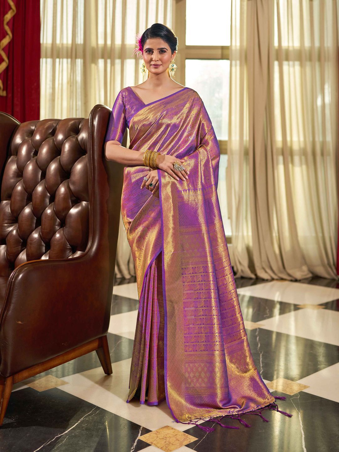 

Krimmple Woven Design Zari Silk Blend Saree, Purple