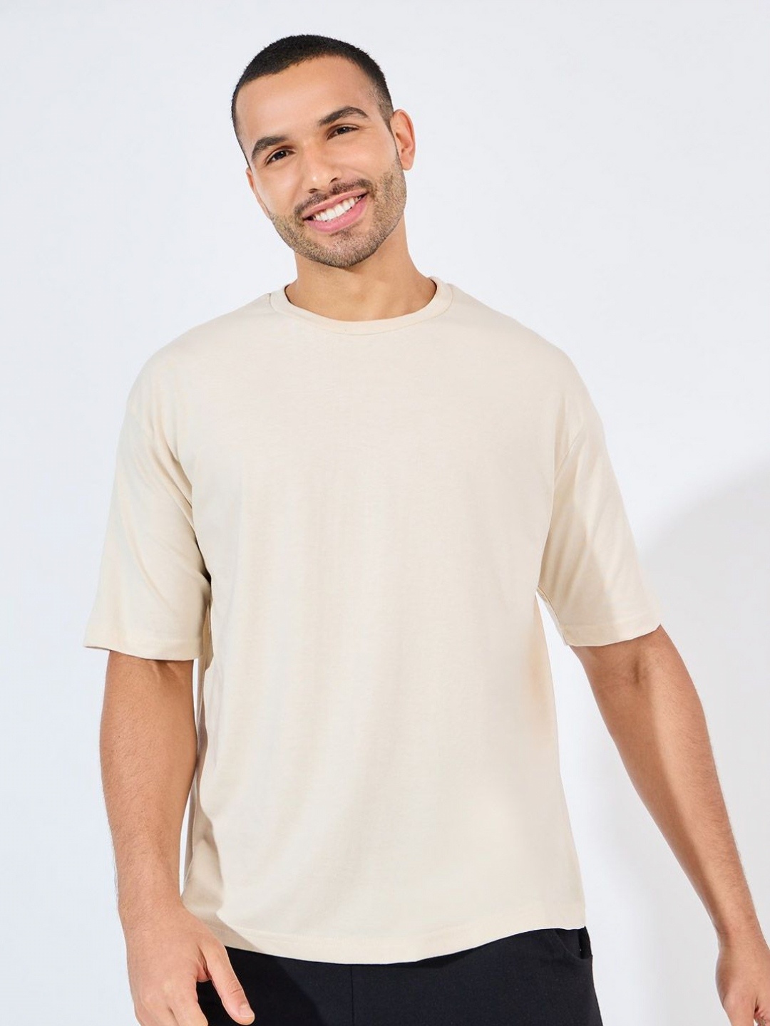 

Men Solid Cotton Rich Oversized T-Shirt, Nude