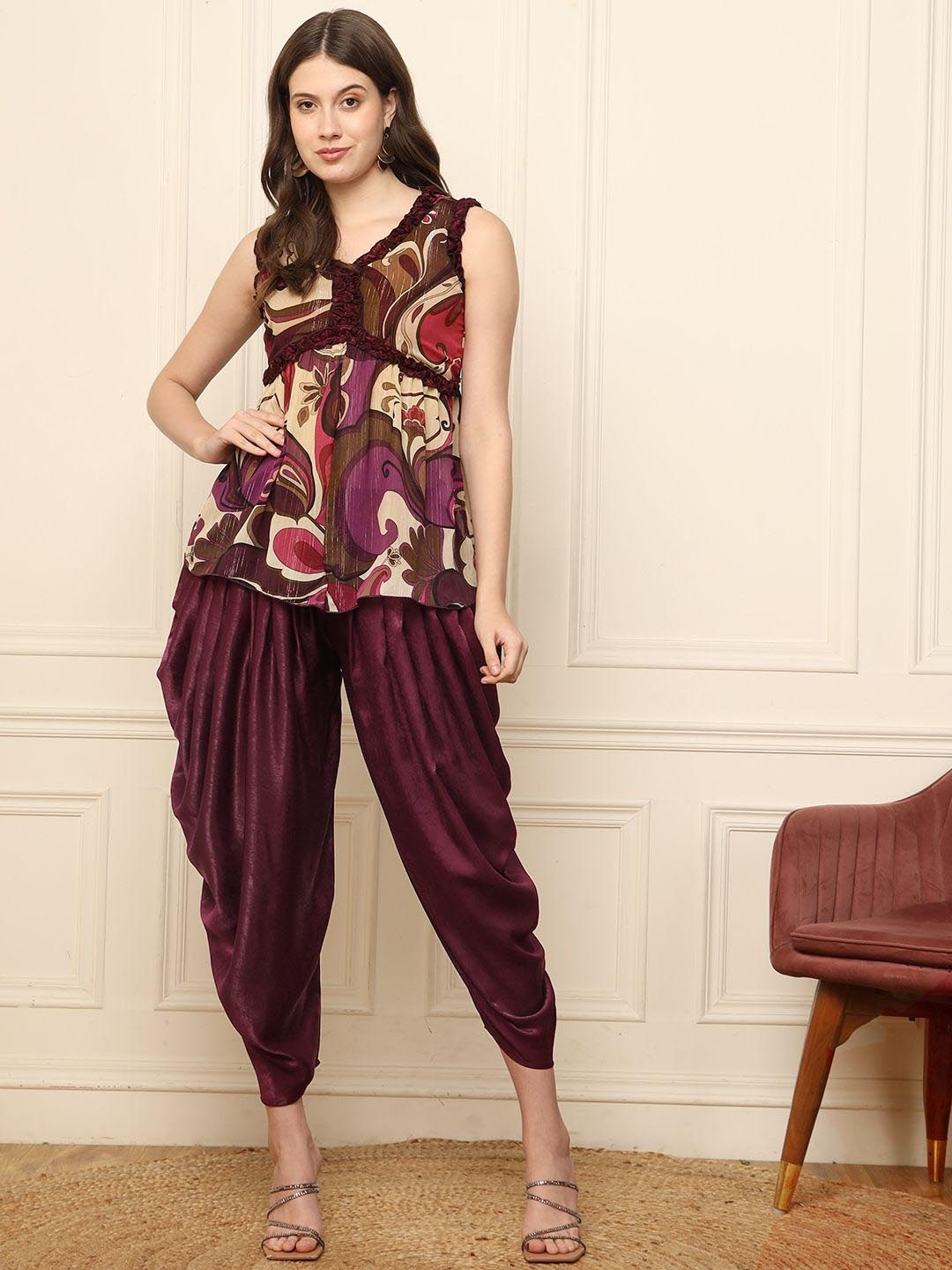 

DEEBACO Floral Printed Tunic With Dhoti Pants, Burgundy
