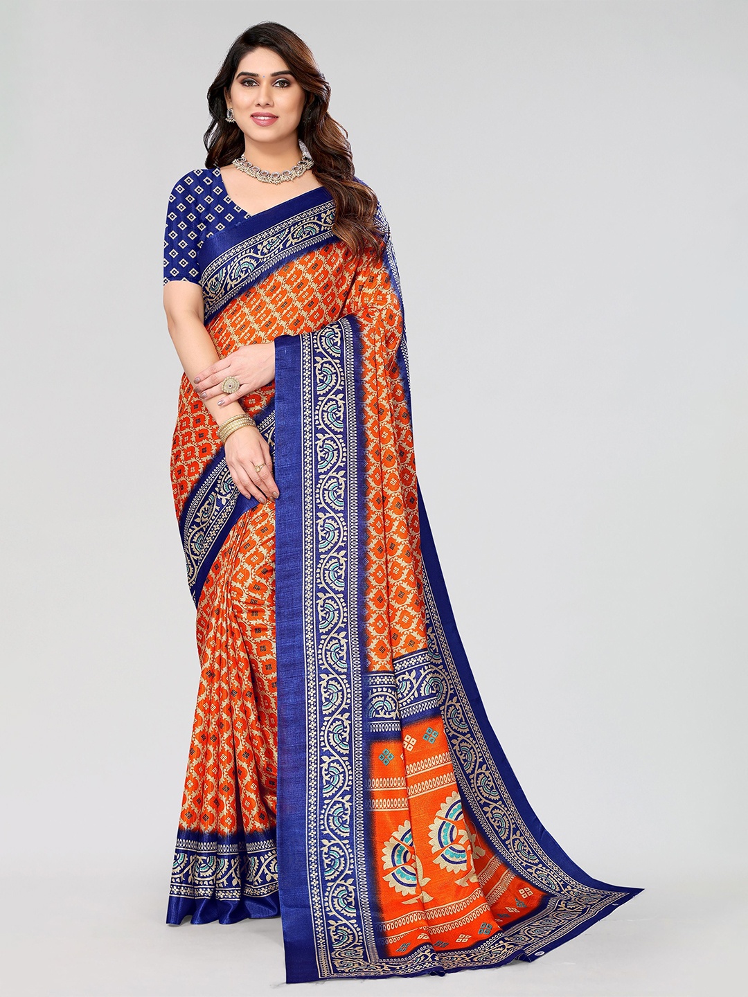 

VIRICA Printed Saree With Blouse Piece, Orange