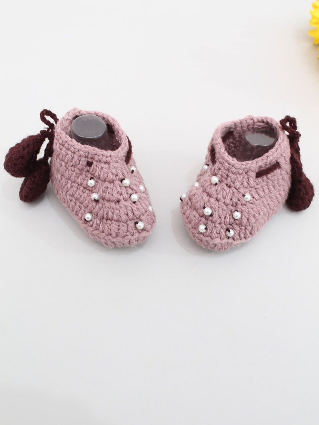 

Woonie Unisex Kids Pearl Emblished Booties, Mauve