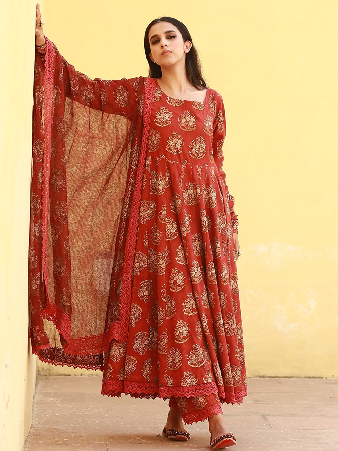 

GulaboJaipur Floral Printed Anarkali Thread Work Pure Cotton Kurta with Trousers & Dupatta, Red