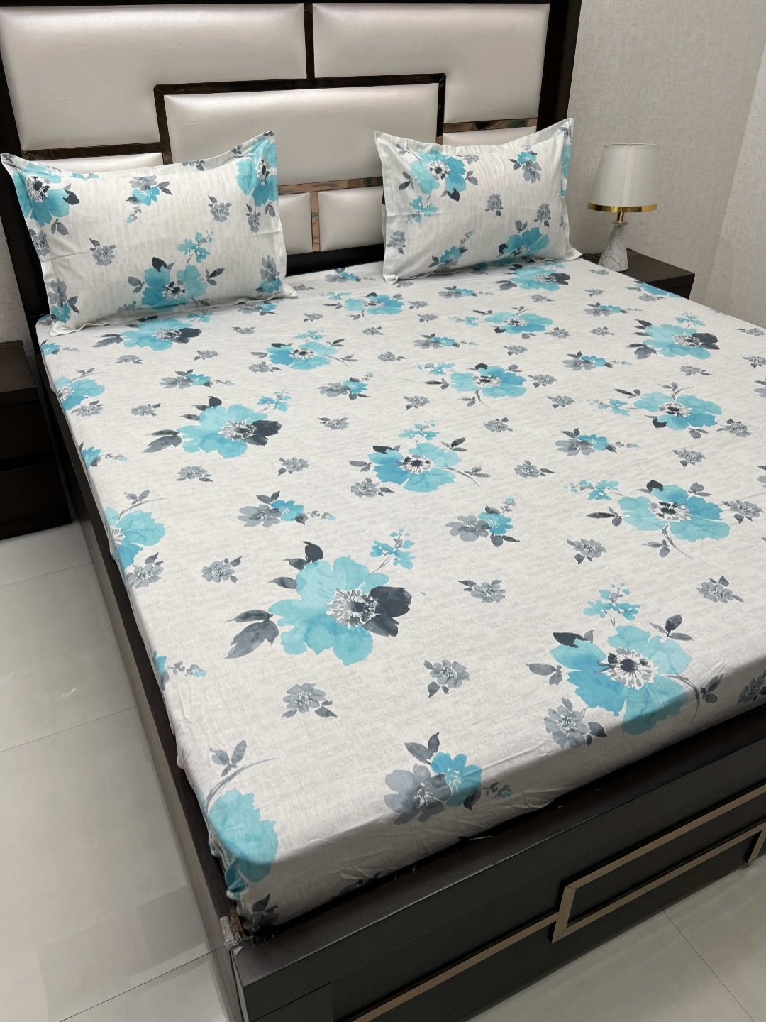 

Pure Decor White & Blue Floral 350 TC King Bedsheet with 2 Pillow Covers