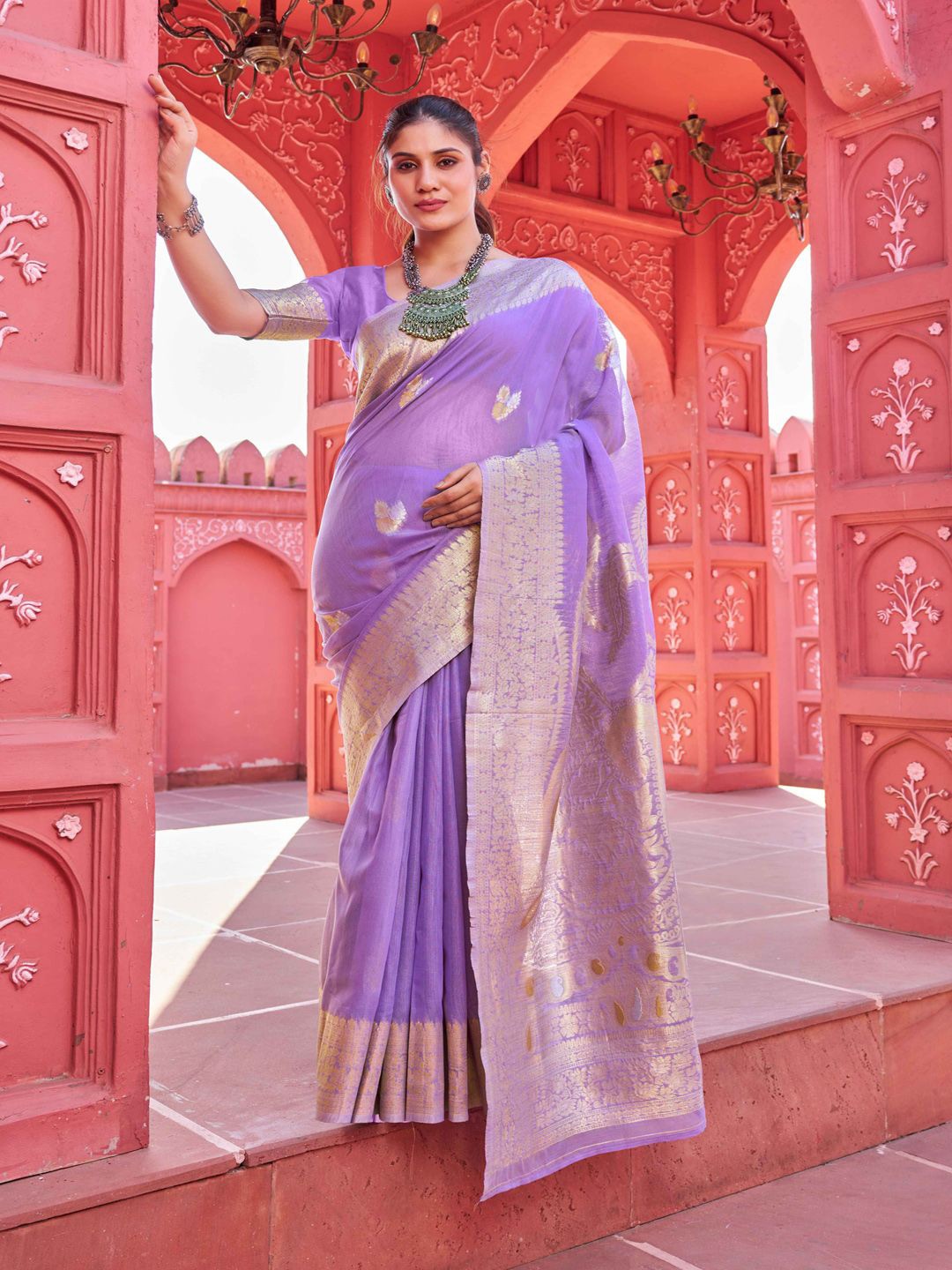 

Krimmple Woven Design Zari Saree, Purple