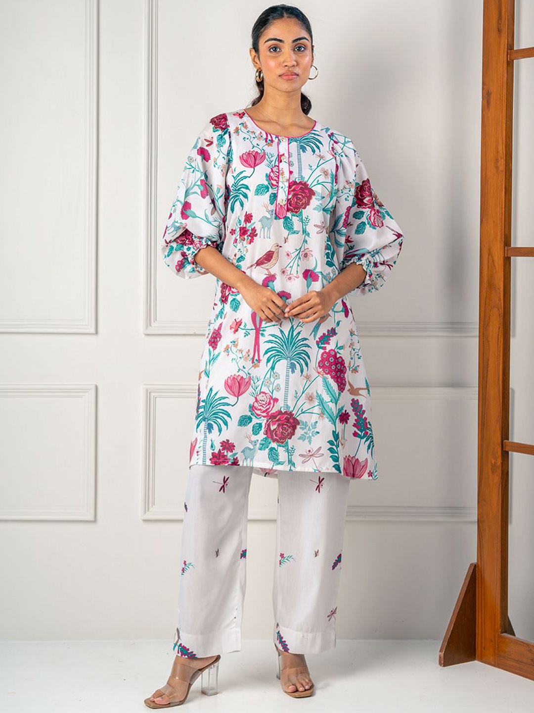 

India Circus by Krsnaa Mehta Floral Printed Round Neck Tunic With Trousers, Off white