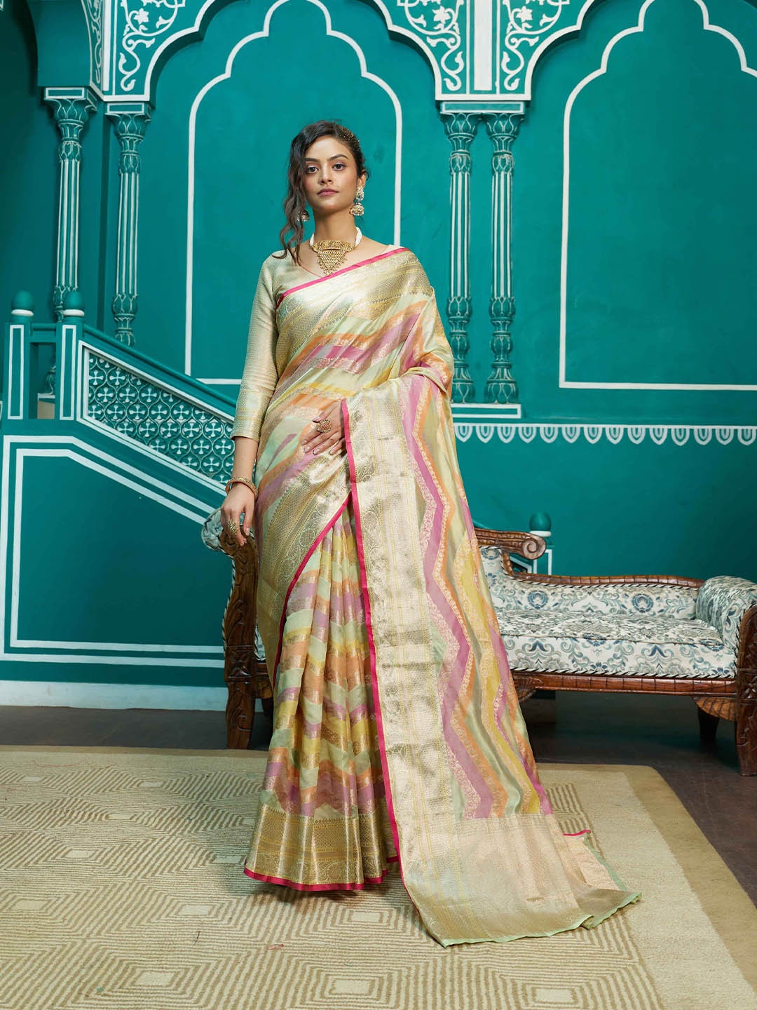 

Krimmple Woven Design Zari Organza Saree, Lime green