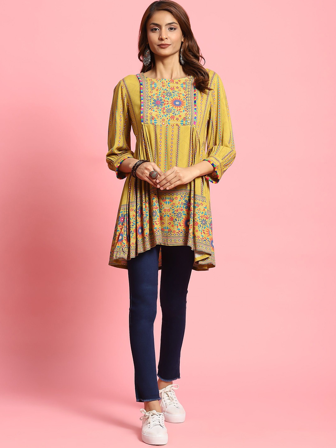 

Shree Liva Printed Tunic, Lime green