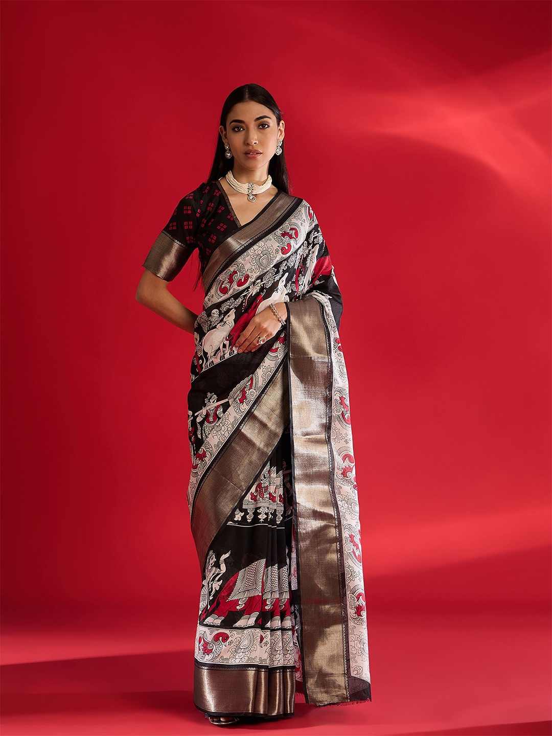 

Dori Ethnic Motifs Printed Saree With Zari Border, Black