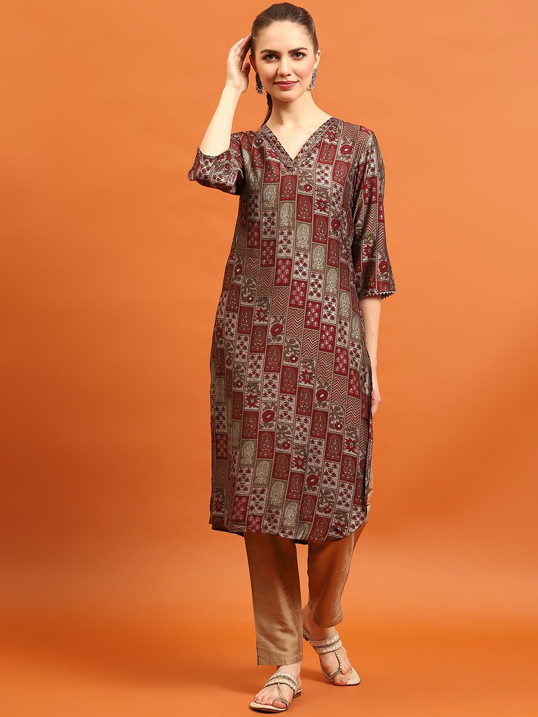 

Shree Ethnic Motifs Printed Liva Straight Kurta, Maroon