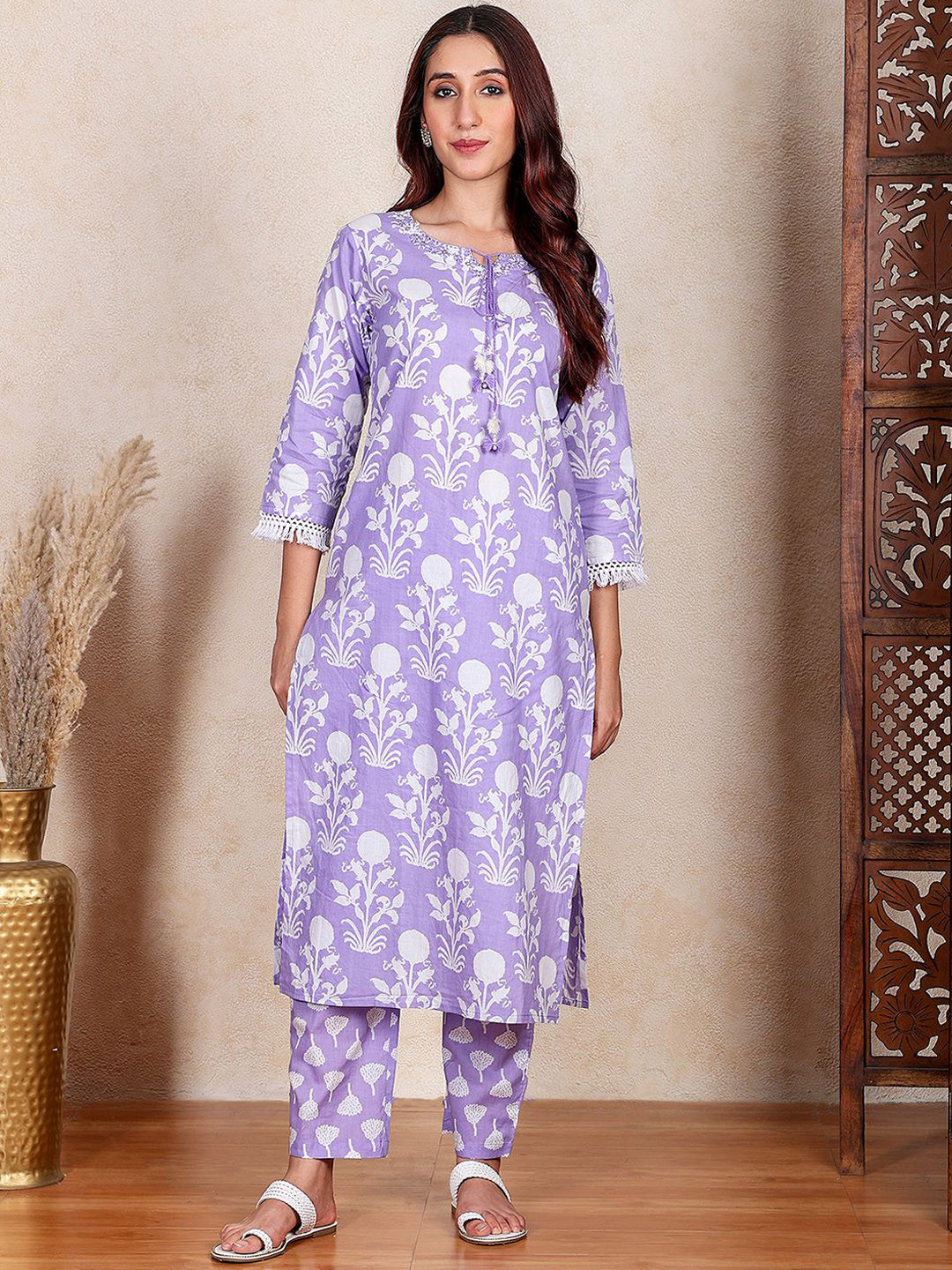 

Chowkhat Women Floral Printed Beads and Stones Straight Pure Cotton Kurta with Trousers, Lavender