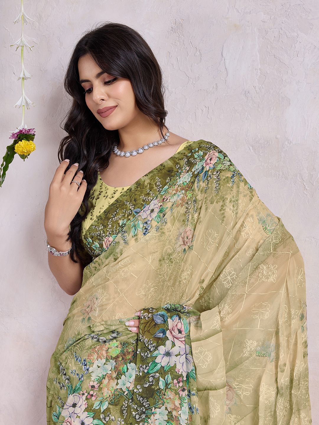 

Mitera Floral Poly Chiffon Saree, Yellow