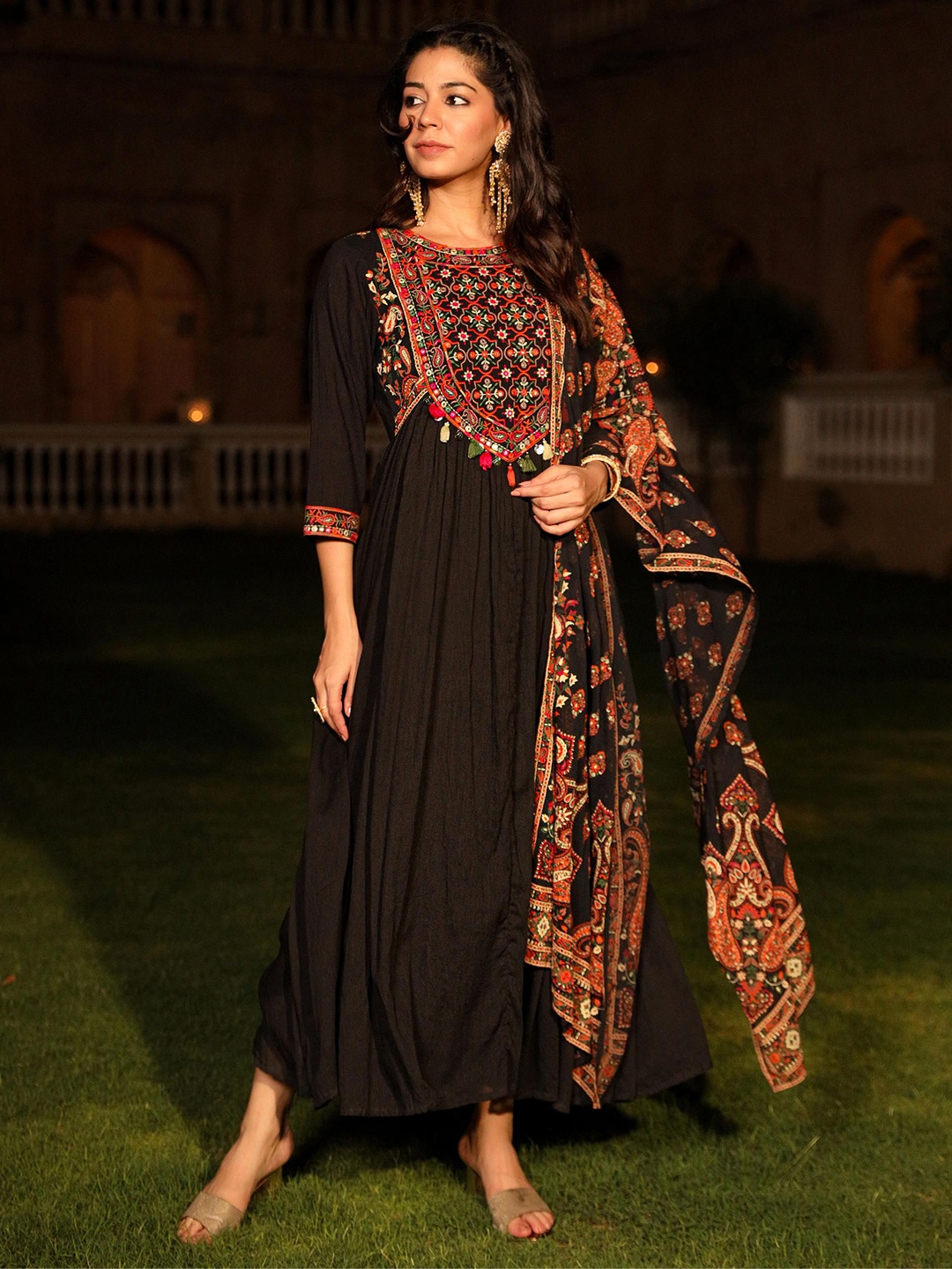 

Juniper Women Thread Embroidered Cotton Dress & Dupatta With Tassels & Mirror WorK, Black