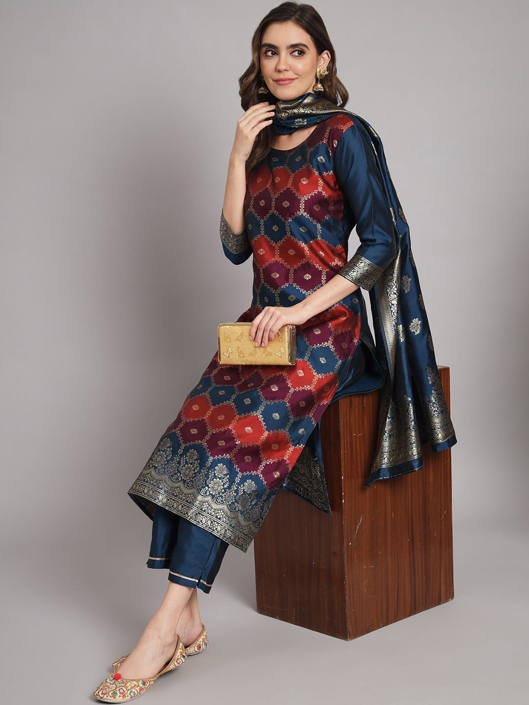 

VredeVogel Ethnic Motifs Woven Design Straight Kurta & Trousers With Dupatta, Blue