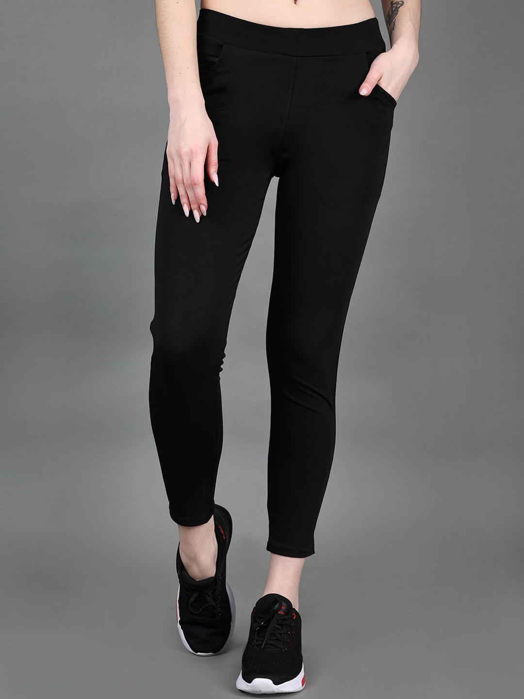 

DYWER Women Ankle Length Training Tights, Black