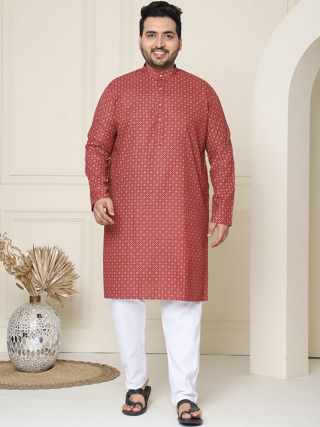 

SOJANYA PLUS Floral Embroidered Thread Work Cotton Linen Straight Kurta with Pyjamas, Maroon