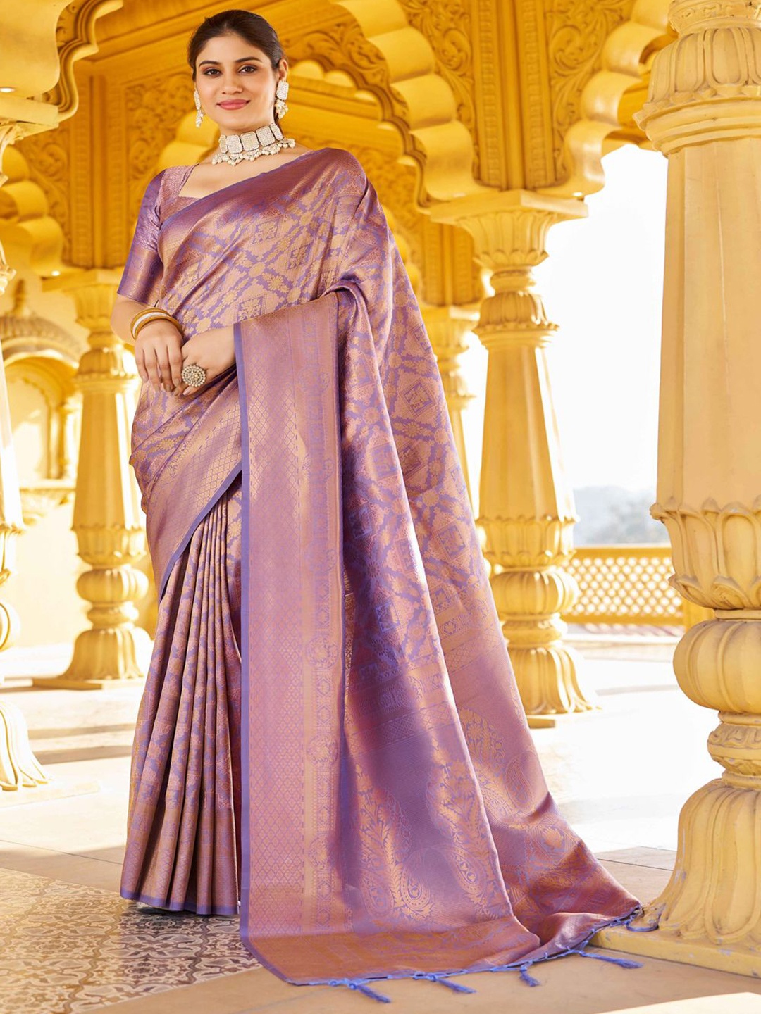 

Krimmple Woven Design Zari Saree, Purple