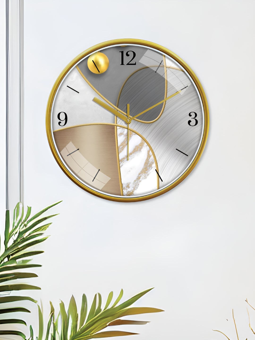 

RANDOM Printed Round Shaped Sweep Silent Movement Contemporary Wall Clock, Gold