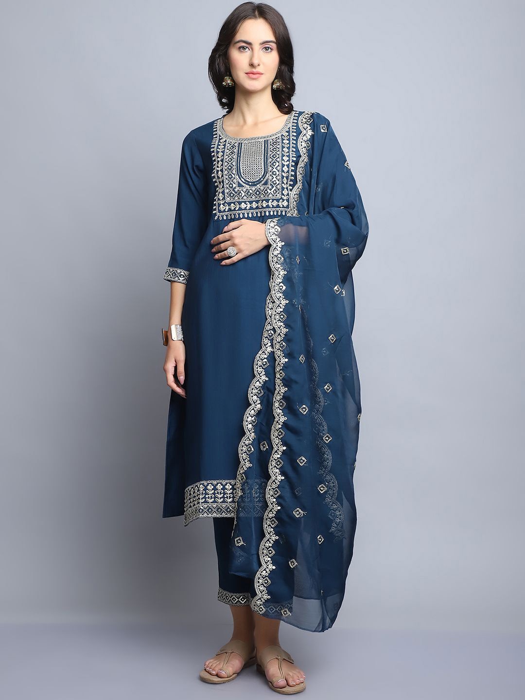 

KLOSIA Embroidered Regular Thread Work Pure Silk Straight Kurta with Trousers & Dupatta, Navy blue