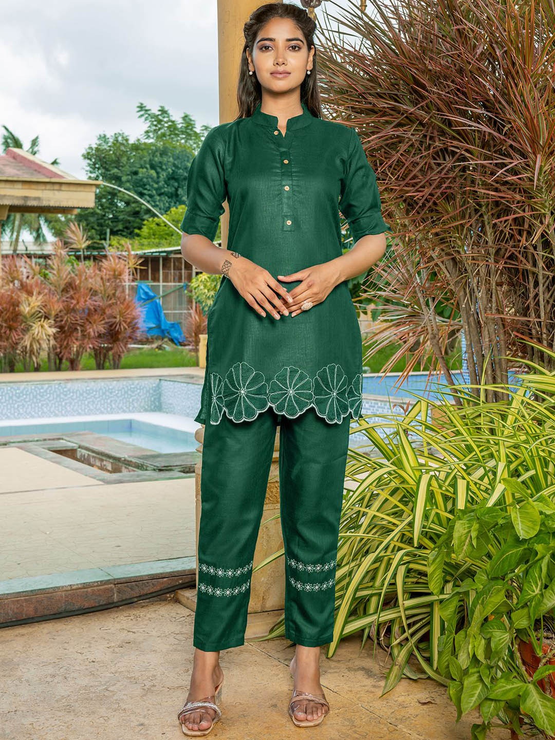 

MISS VERVE Embroidered Tunic & Trousers, Green