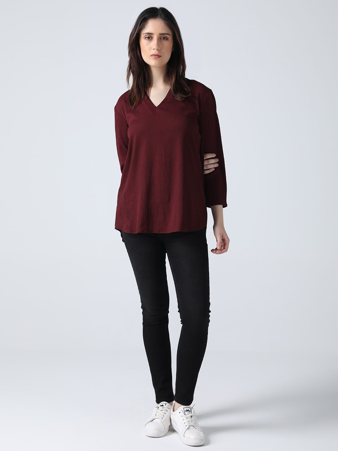 

IDK Women Solid V-Neck Top, Maroon