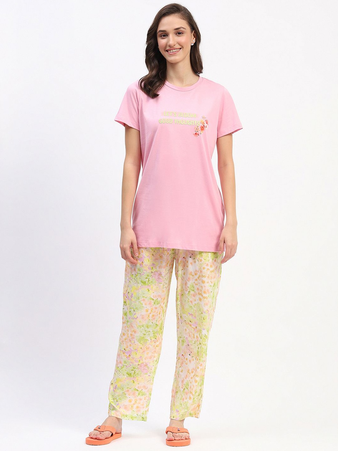 

MADAME M SECRET Women Floral Printed Night suit, Pink