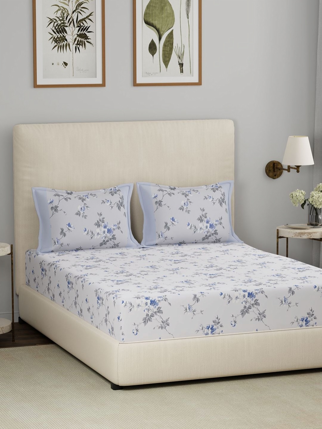 

MASPAR Eclectic Garden Blue Printed 210TC Pure Cotton King Bedsheet With 2 Pillow Covers