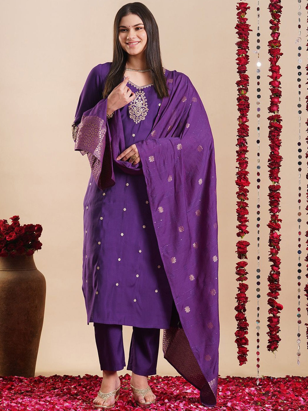 

GoSriKi Floral Embroidered V-Neck Straight Kurta with Trousers & Dupatta, Purple