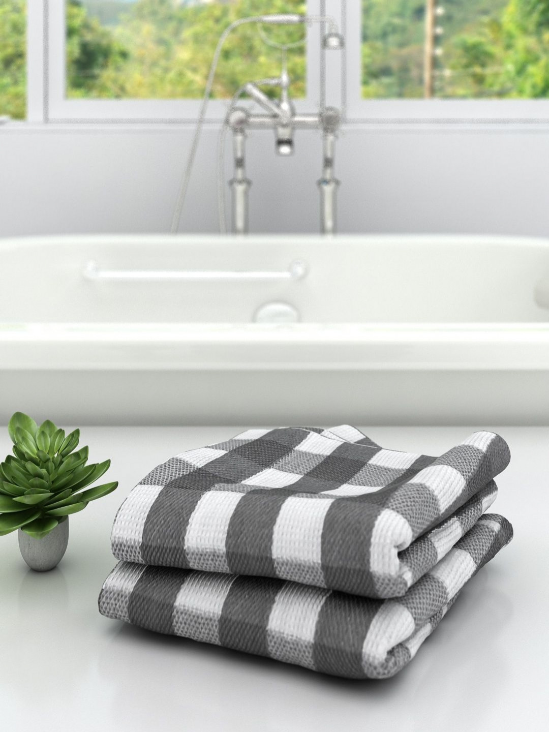 

Aura White & Grey 2 Pieces Striped Cotton 210 GSM Bath Towels