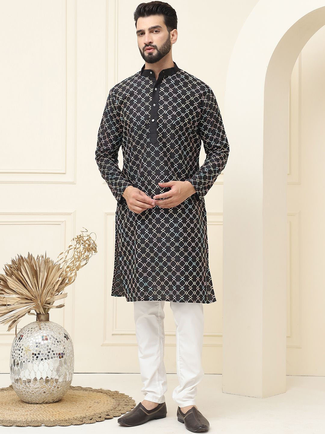 

SOJANYA Geometric Embroidered Thread Work Silk Cotton Straight Kurta with Pyjamas, Black