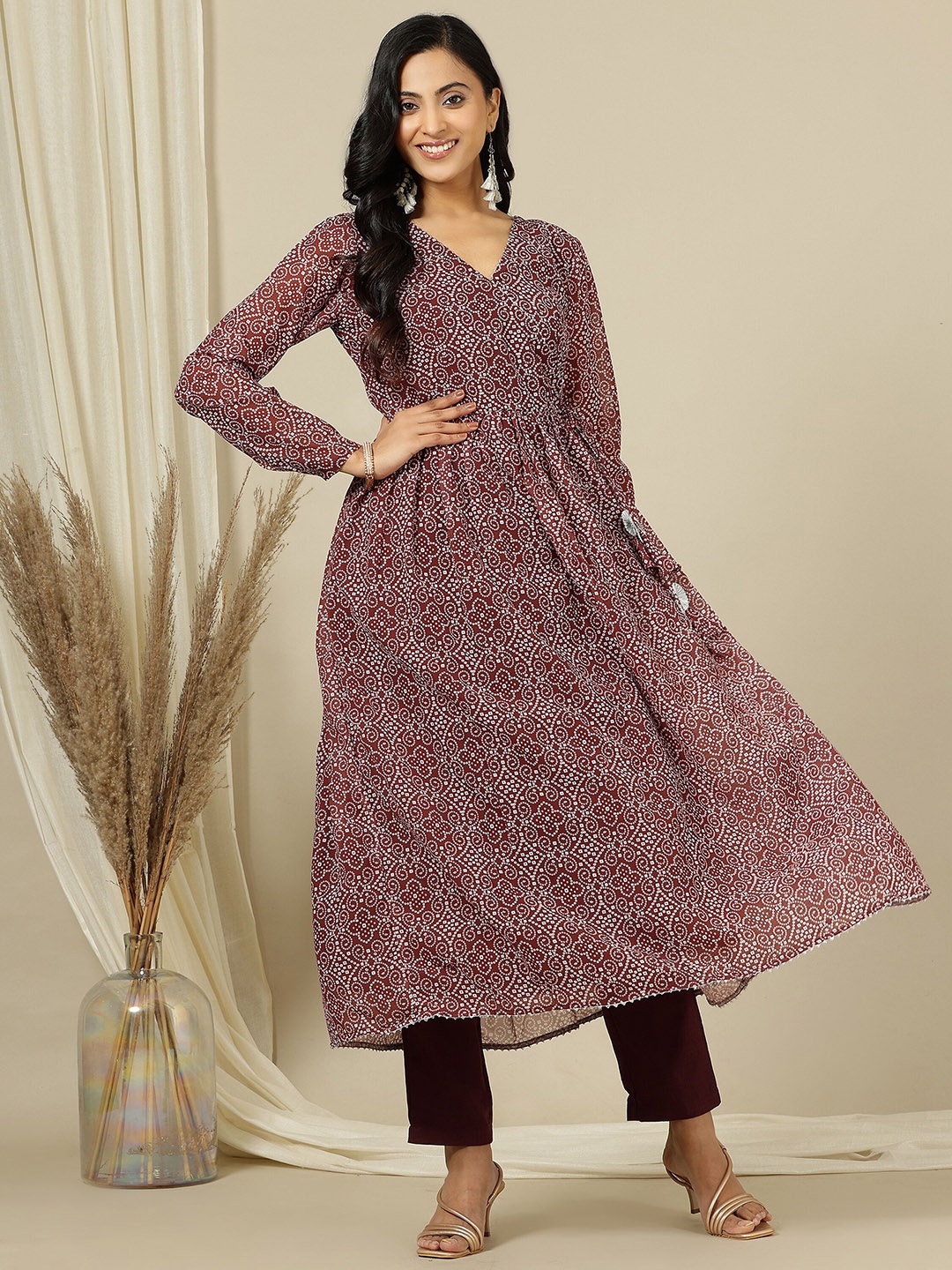 

MASSTANI BY INDDUS Bandhani Printed Gotta Patti Angrakha Anarkali Kurta with Trouser, Brown