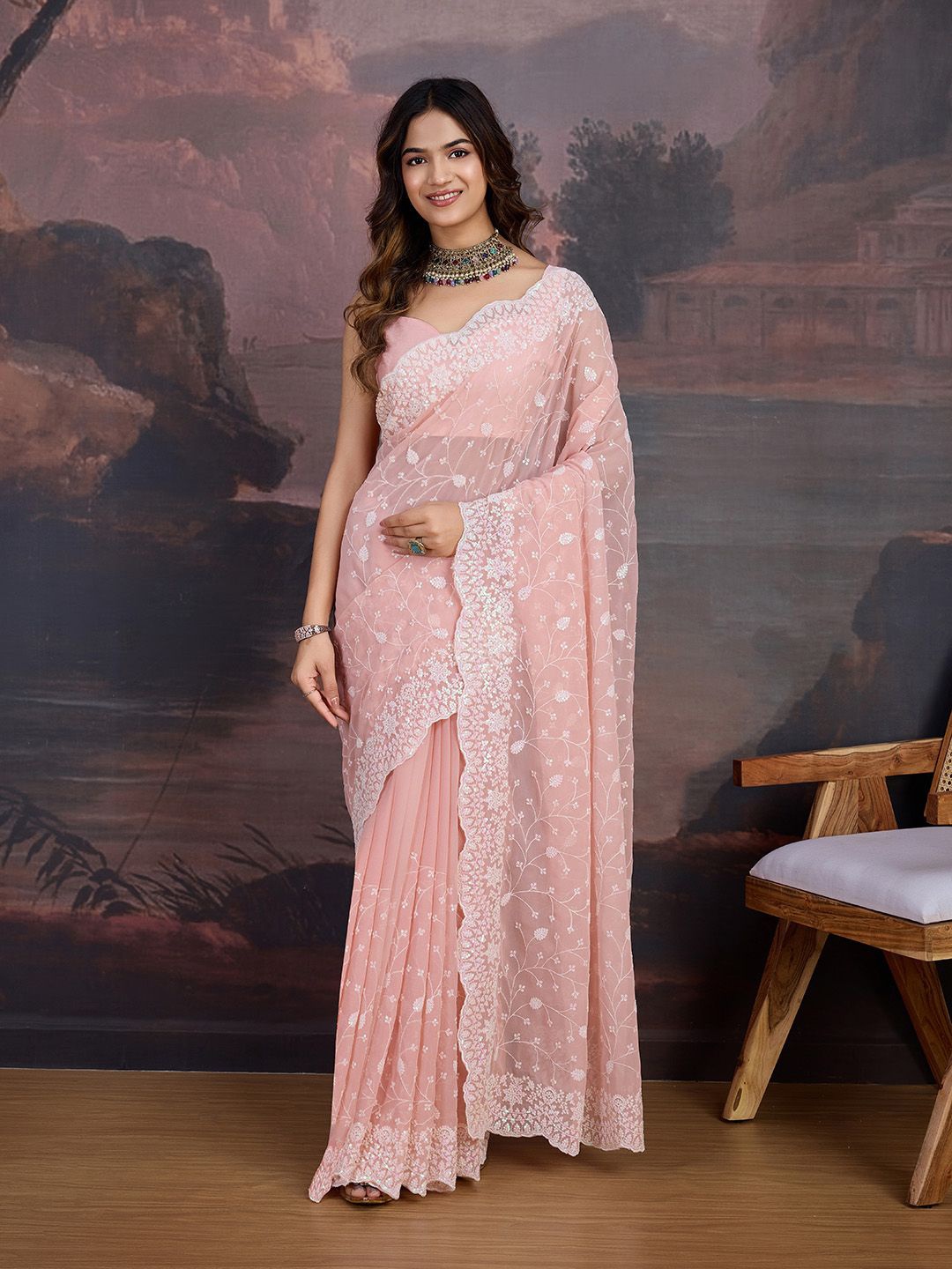 

House of Pataudi Floral Embroidered Sequinned Sarees, Peach