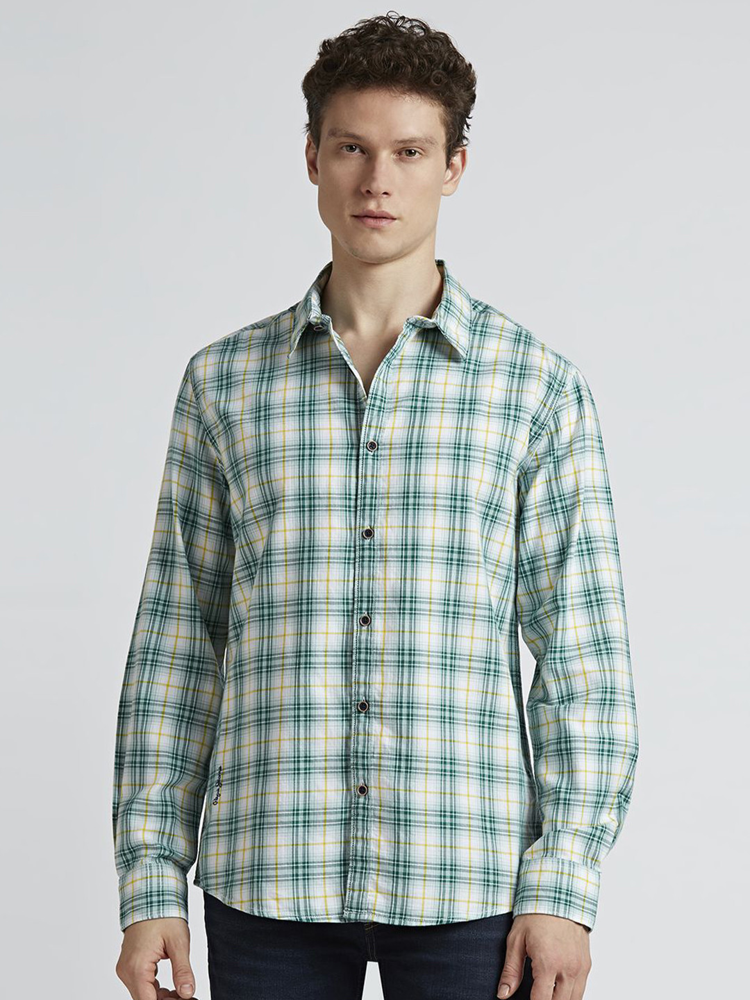 

Pepe Jeans Men Spread Collar Tartan Checked Cotton Formal Shirt, Green