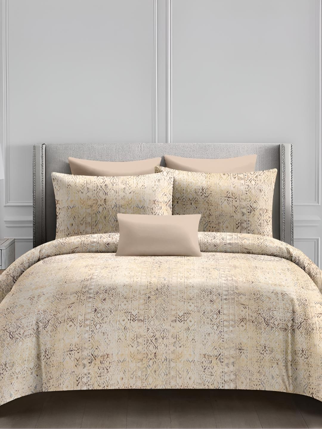 

Sleeping Owls- because your sleep matters Green 210 TC King Bedsheet with 2 Pillow