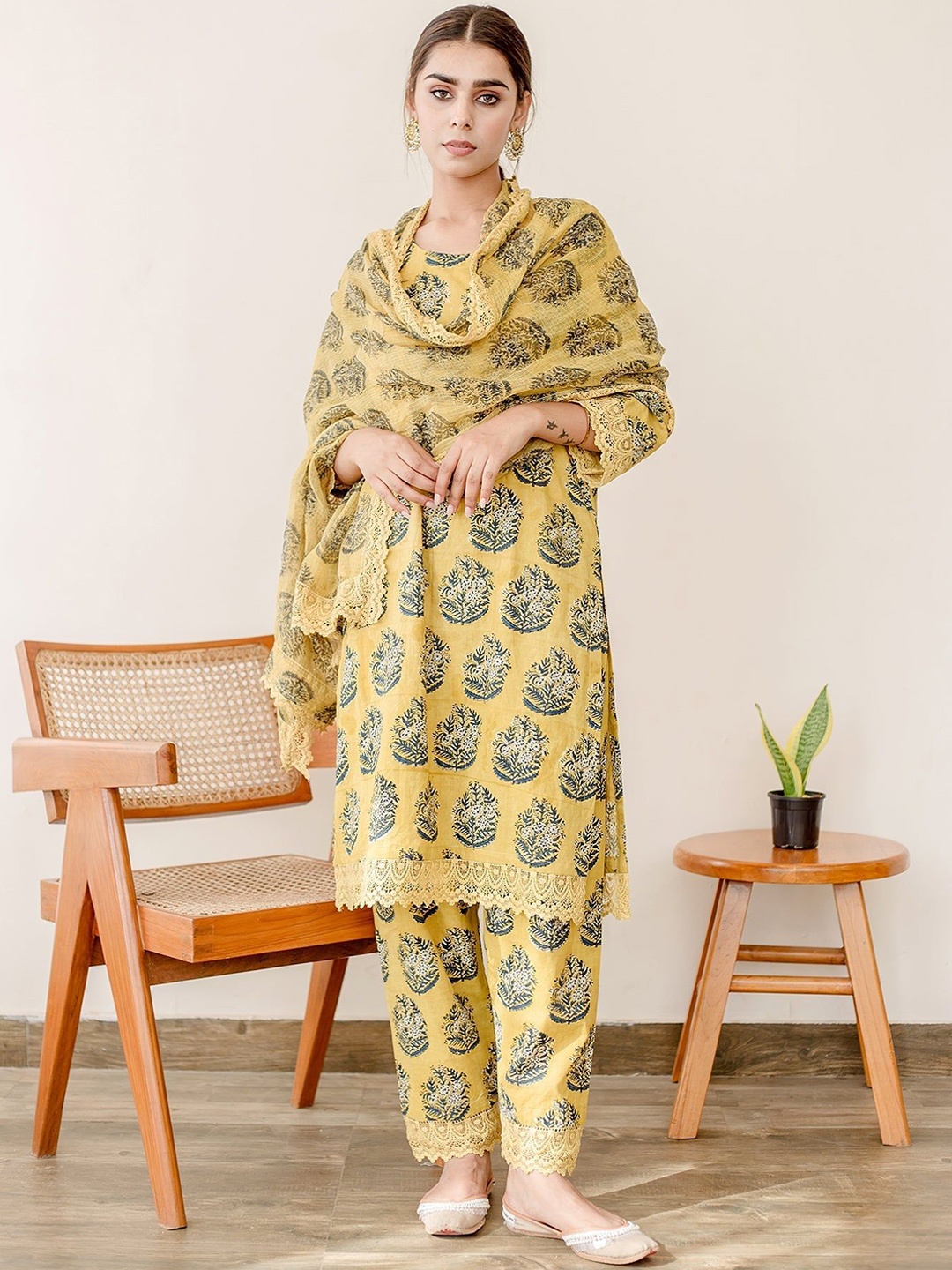 

GulaboJaipur Floral Printed Pure Cotton Straight Kurta With Trousers & Dupatta, Beige