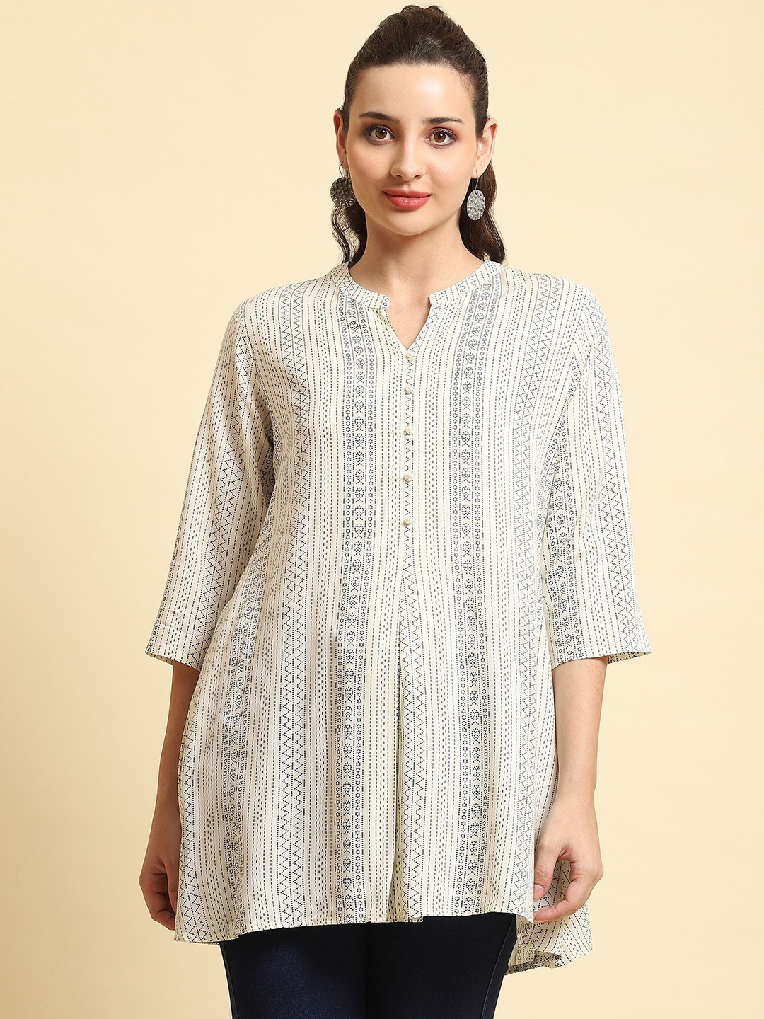 

Shree Liva Mandarin Collar Striped Tunic, White