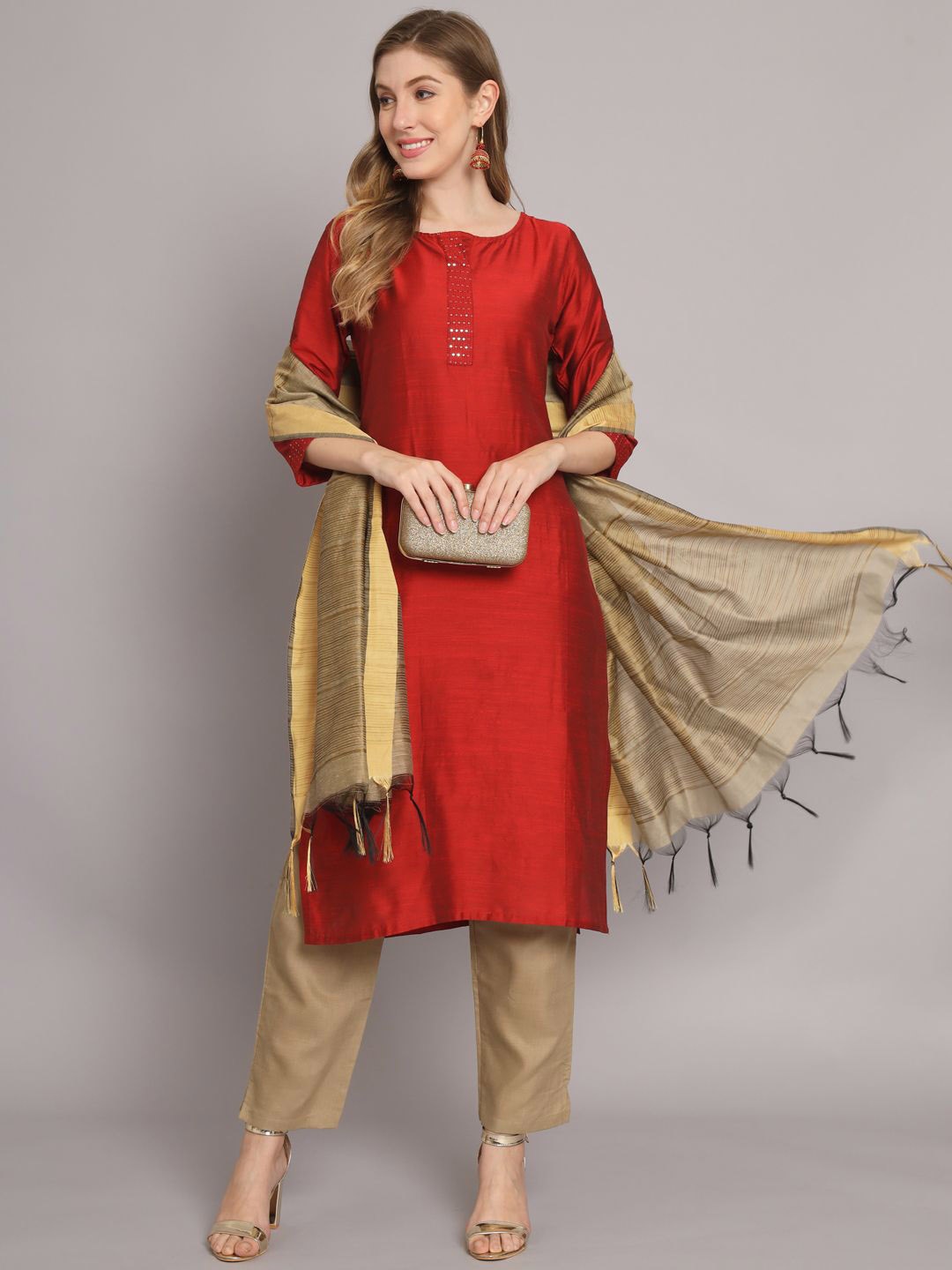 

VredeVogel Embroidered Sequinned Straight Kurta & Trousers With Dupatta, Maroon